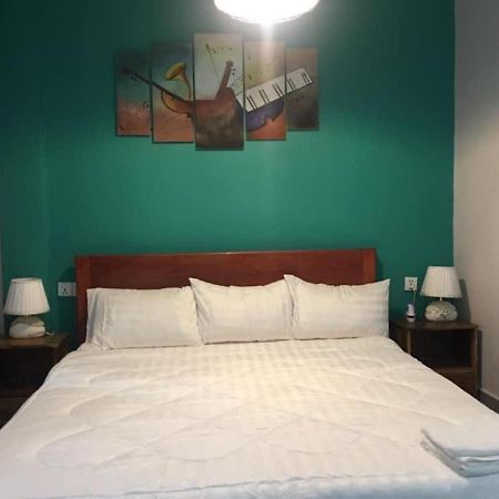 Mean Leap Guesthouse Kampot Bagian luar foto
